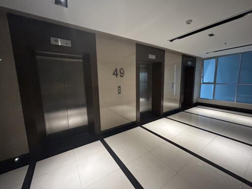 Modern building elevator lobby