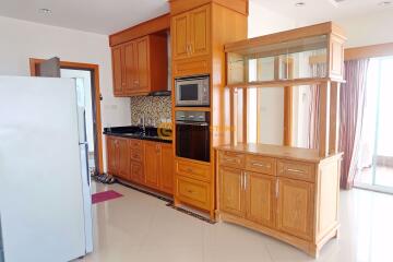 2 bedroom Condo in View Talay 8 Jomtien