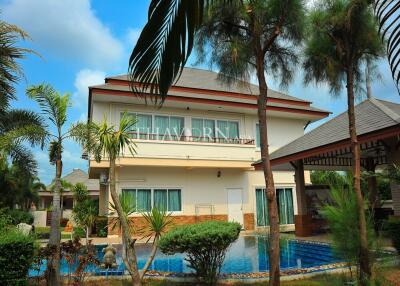 House For sale 4 bedroom 238 m² with land 692 m² in Baan Dusit Pattaya Lake, Pattaya