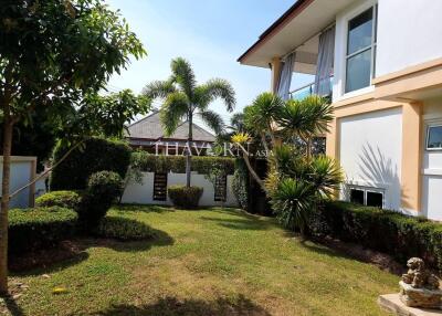 House For sale 4 bedroom 238 m² with land 692 m² in Baan Dusit Pattaya Lake, Pattaya