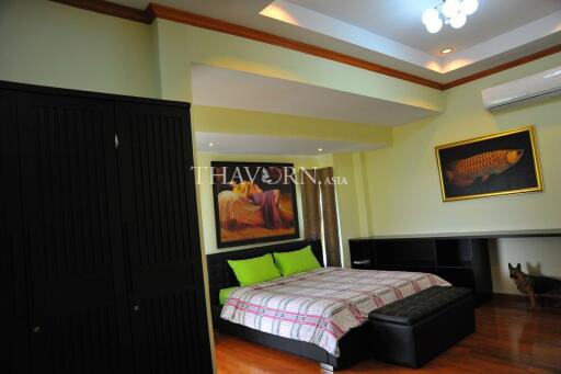 บ้าน ขาย 4 ห้องนอน 238 ตร.ม. ที่ดิน 692 m² ใน  Baan Dusit Pattaya Lake, Pattaya