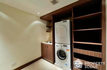 3-BR Condo at Somkid Gardens Condominium near BTS Chit Lom (ID 513204)