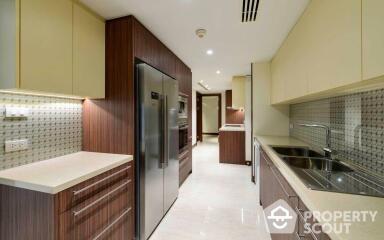 3-BR Condo at Somkid Gardens Condominium near BTS Chit Lom (ID 513204)