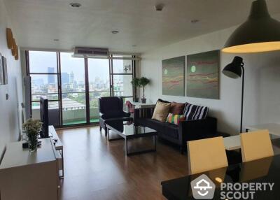 1-BR Condo at Supalai Place Sukhumvit 39 near BTS Phrom Phong (ID 426715)