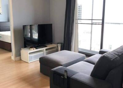 1-BR Condo at The Seed Mingle Sathorn-Suanplu near BTS Sala Daeng