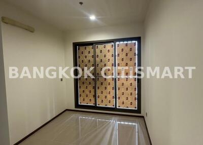 Condo at RHYTHM Charoenkrung Pavillion for sale