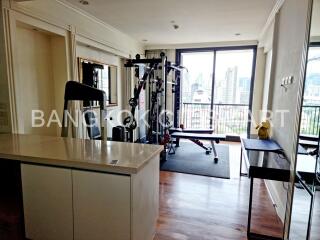 Condo at Aguston Sukhumvit 22 for sale