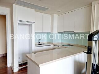 Condo at Aguston Sukhumvit 22 for sale