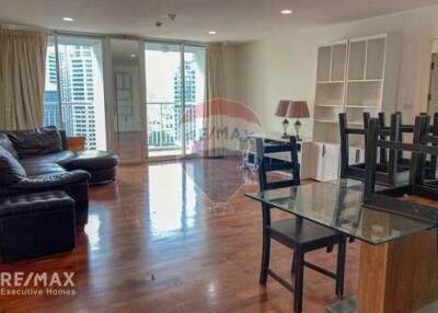 Spacious 3 Bed Condo for Rent near BTS Chit Lom (9 Mins Walk)