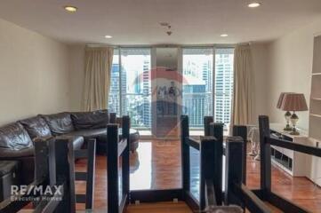 Spacious 3 Bed Condo for Rent near BTS Chit Lom (9 Mins Walk)