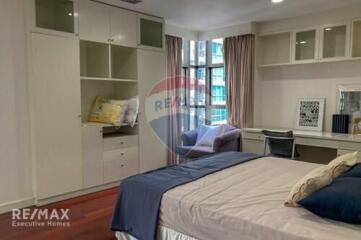 Modern 2 Bed Condo for Rent on Ratchadamri BTS Road