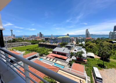 1 Bedroom Condo in Pattaya Hill Resort Pratumnak C011809