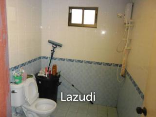 Town House for Sale in NgamCharoen 7 Soi Nurnplubwan