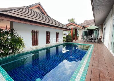 Impress House 2 Bedrooms  Pool Villa in East Pattaya