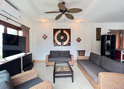 Impress House 2 Bedrooms  Pool Villa in East Pattaya