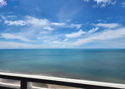 Beachfront condo in Cha-am at Springfield Beach Condominium