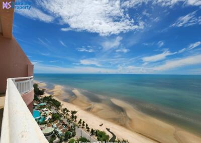 Beachfront condo in Cha-am at Springfield Beach Condominium