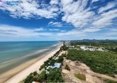 Beachfront condo in Cha-am at Springfield Beach Condominium