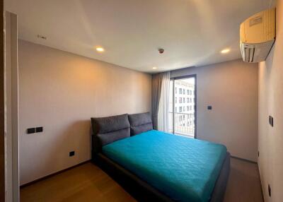 2-bedroom modern condo for sale in Siam area