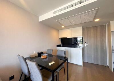 2-bedroom modern condo for sale in Siam area