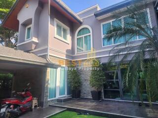 4 Bedrooms Villa / Single House in Phanthip Village 2 East Pattaya H012045