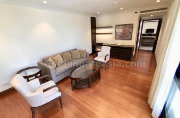 3 Bedrooms plus Study room Condo at Somkid Gardens - Phloen Chit, Lumphini