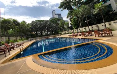 3 Bedrooms plus Study room Condo at Somkid Gardens - Phloen Chit, Lumphini