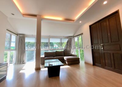 3 Bedrooms Furnished Apartment - Sukhumvit 24