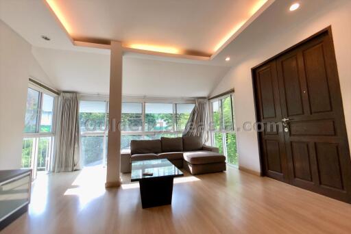 3 Bedrooms Furnished Apartment - Sukhumvit 24