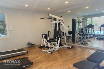 Spacious 4 Bedroom Condo near BTS Asoke with Modern Amenities