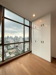 Bedroom with city view