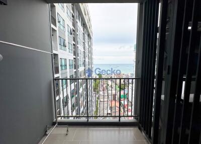 2 Bedrooms Condo in The Base Central Pattaya C011817