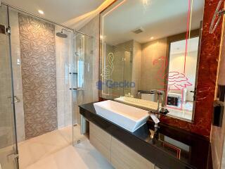 1 Bedroom Condo in The Riviera Ocean Drive Jomtien C011816