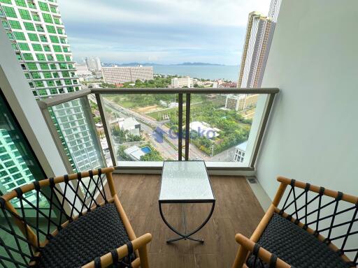 1 Bedroom Condo in The Riviera Ocean Drive Jomtien C011816