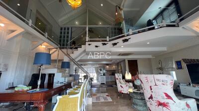 Large 2 bedroom Condo in Chateau Dale Jomtien For Rent