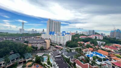 Large 2 bedroom Condo in Chateau Dale Jomtien For Rent