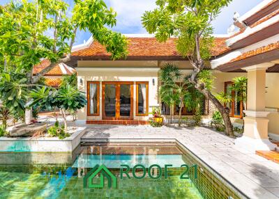 For Sale and For rent ! Pool villa with Thai and Balinese design elements. 2 beds 3baths Located Na jomtien