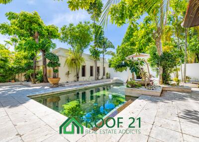 For Sale and For rent ! Pool villa with Thai and Balinese design elements. 2 beds 3baths Located Na jomtien