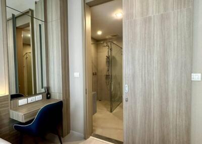 1-BR Condo at Noble Ploenchit near BTS Phloen Chit