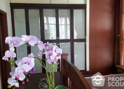 2-BR Townhouse near BTS Ekkamai