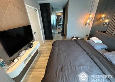 1-BR Condo at The Key Sathorn - Charoenraj near BTS Saphan Taksin