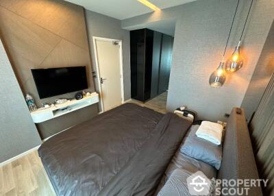 1-BR Condo at The Key Sathorn - Charoenraj near BTS Saphan Taksin