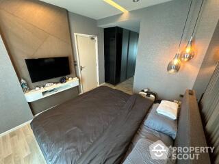 1-BR Condo at The Key Sathorn - Charoenraj near BTS Saphan Taksin