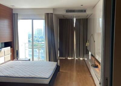 1-BR Condo at Nusasiri Grand Condominium near BTS Ekkamai