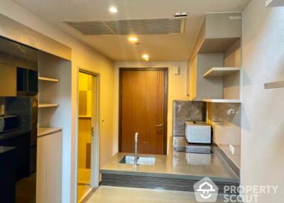 1-BR Duplex at Onyx Phahonyothin near BTS Saphan Khwai