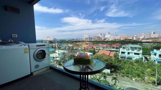 2 Bedrooms Condo in Acqua Jomtien C010050