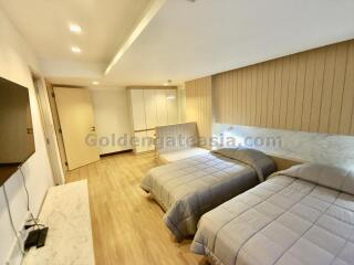 2 Bedrooms Spacious Furnished Condo For Rent, Ruamrudee, Ploenchit