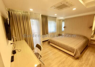 2 Bedrooms Spacious Furnished Condo For Rent, Ruamrudee, Ploenchit