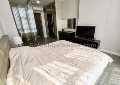 1 Bedroom Modern Furnished Condo at The Room Sathorn, Silom