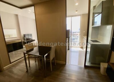 1 Bedroom Modern Furnished Condo at The Room Sathorn, Silom